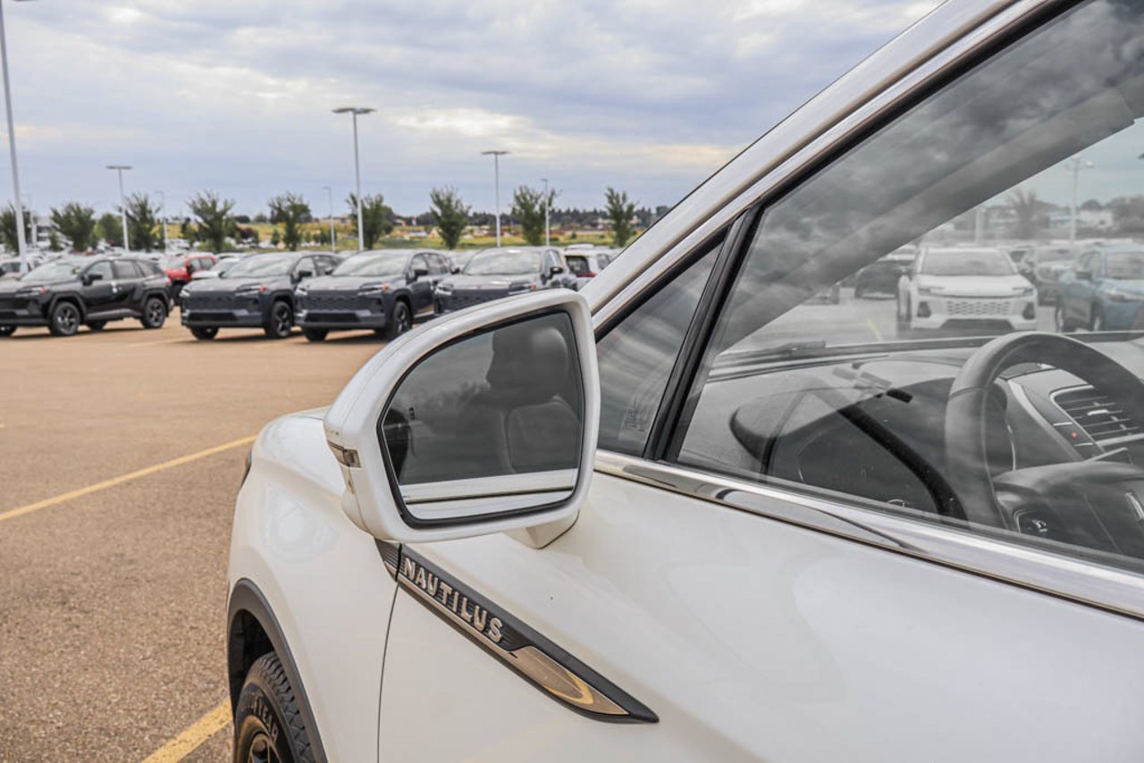 2020 Lincoln Nautilus Reserve AWD White Sherwood Park - photo #14