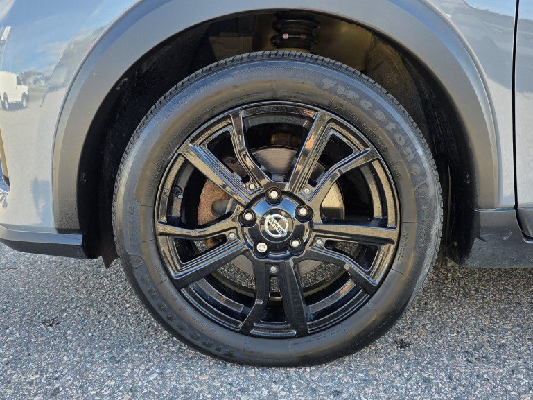 Nissan Kicks SR 2021 Gris Mont-Laurier - photo #14