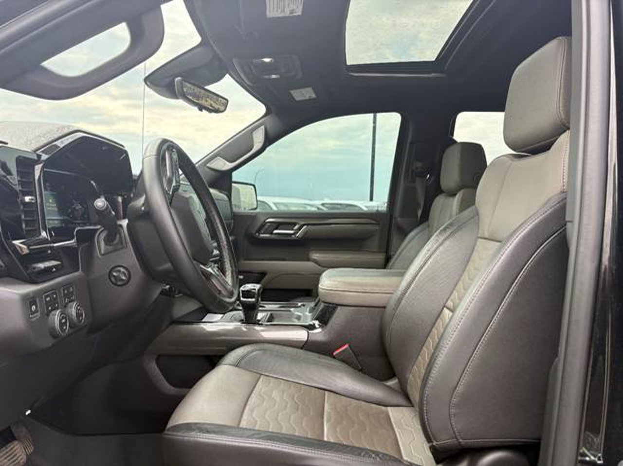 2023 Chevrolet Silverado 1500 4WD Crew Cab 147 ZR2 Black Sherwood Park - photo #5