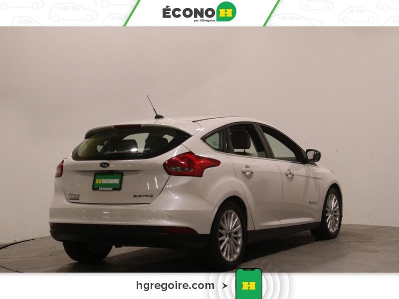 2018 Ford Focus White Laval - photo #7