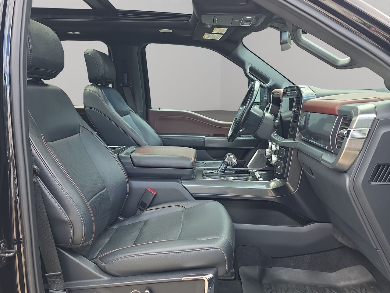 Ford F-150 LARIAT cabine SuperCrew 4RM caisse de 5,5 pi 2023 Noir Val-David - photo #16