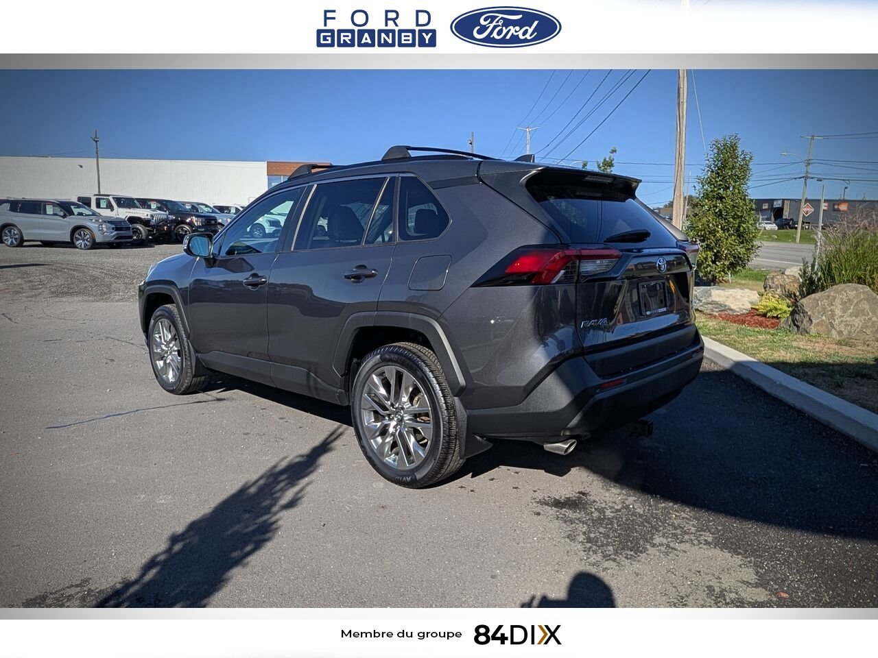 2019 Toyota RAV4 Grey Granby - photo #4