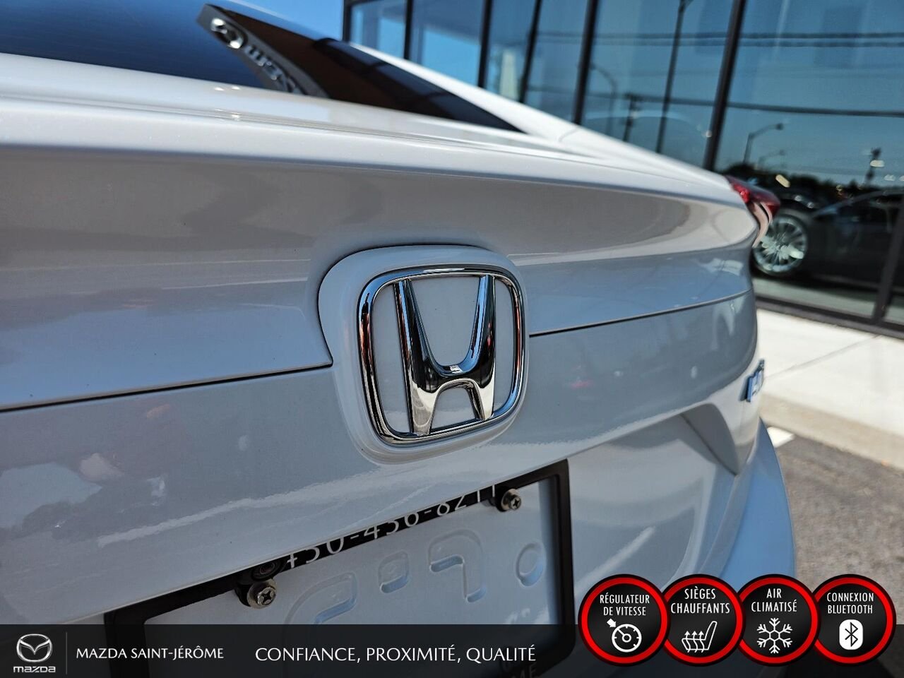 Honda Civic Berline LX | MANUELLE | MAGS NOIR | CARFAX PROPRE 2020 Blanc Saint-Jérôme - photo #7