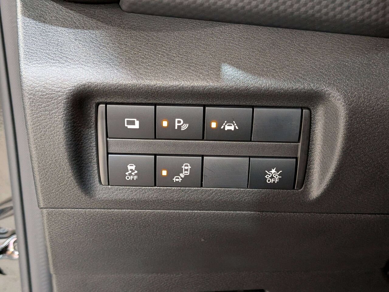 2024 Nissan Kicks S FWD Black Val-David - photo #28