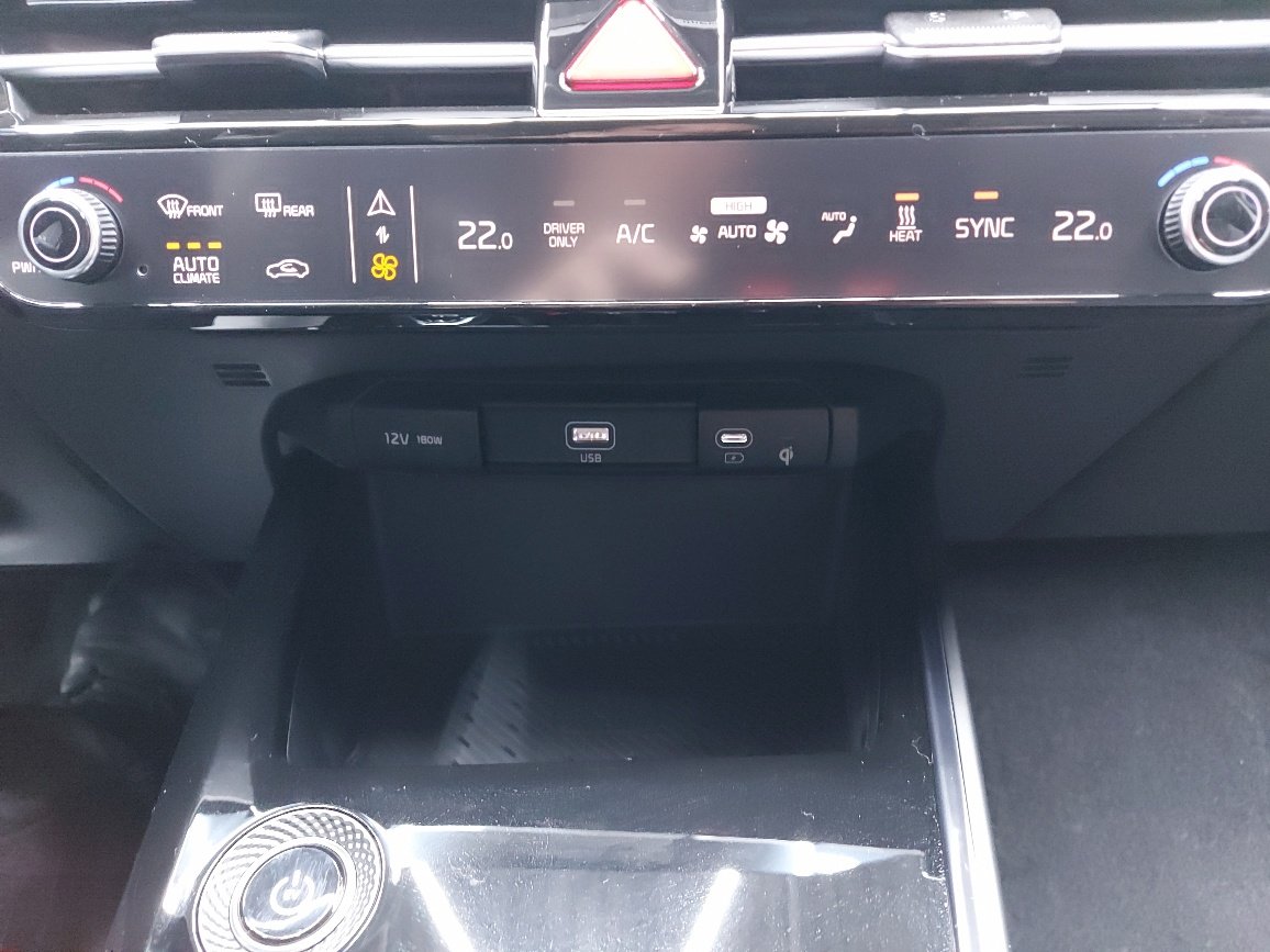 Kia Niro électrique 2026 Vert paysage urbain Blainville - photo #23