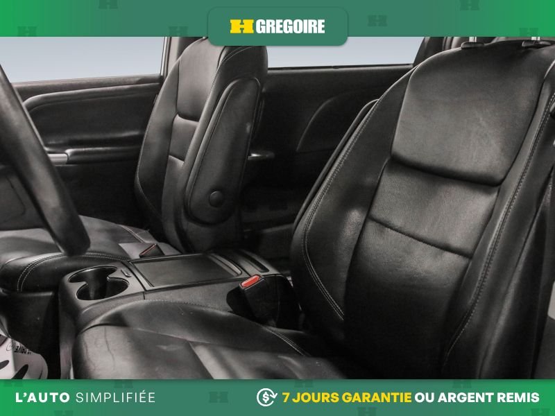Toyota Sienna 2020 Blanc Laval - photo #13