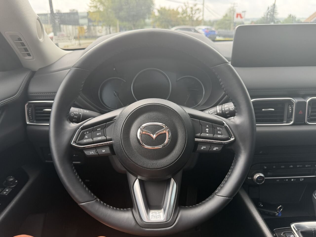 2023 Mazda CX-5 White Ste-Marie - photo #9