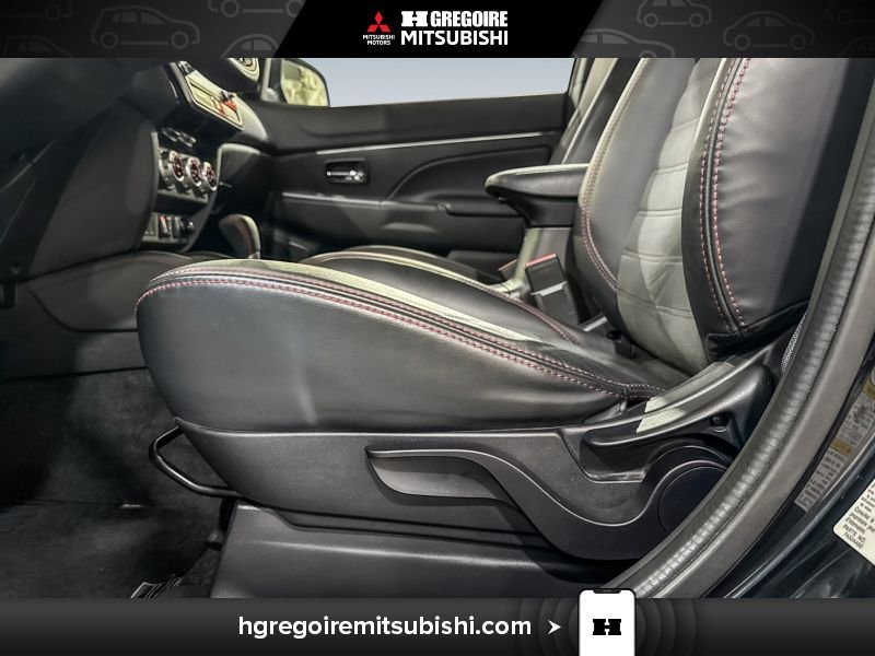 2020 Mitsubishi RVR Black Laval - photo #14