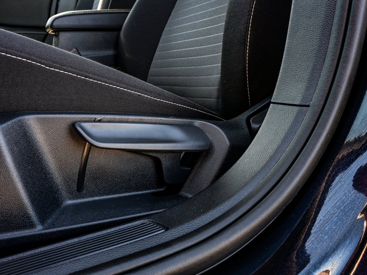 2025 Volkswagen Jetta Trendline Auto Black Sherwood Park - photo #16