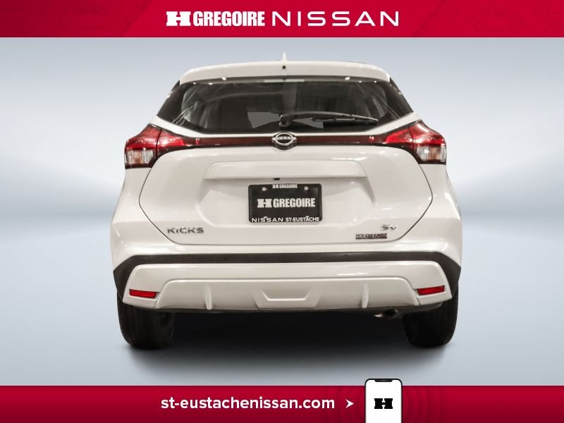 2024 Nissan Kicks White Saint-Eustache - photo #10