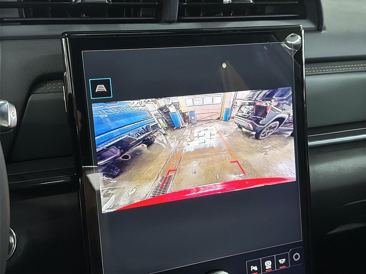 GMC Terrain AT4 TI 2027 TEINTE ROUGE VOLCANIQUE Saint-Hyacinthe - photo #17