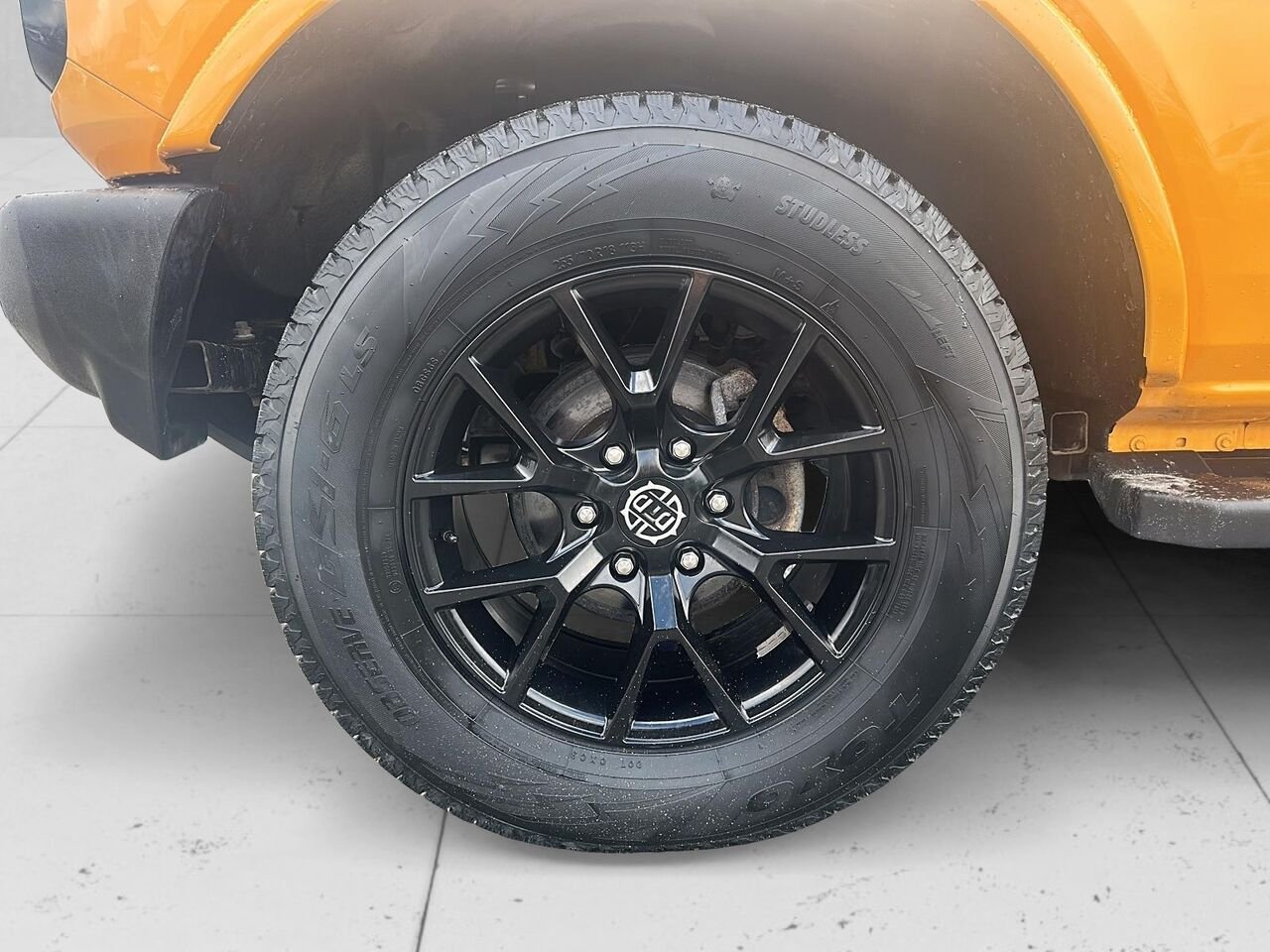 2022 Ford Bronco Orange Rouyn-Noranda - photo #5