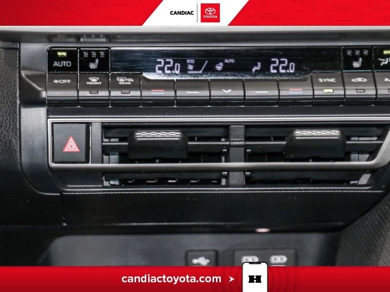 2025 Toyota Camry Grey Blainville - photo #26
