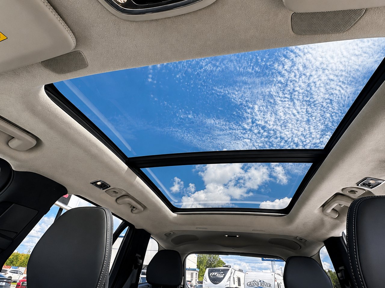 Volvo XC90 Recharge 2022 Blanc Granby - photo #13