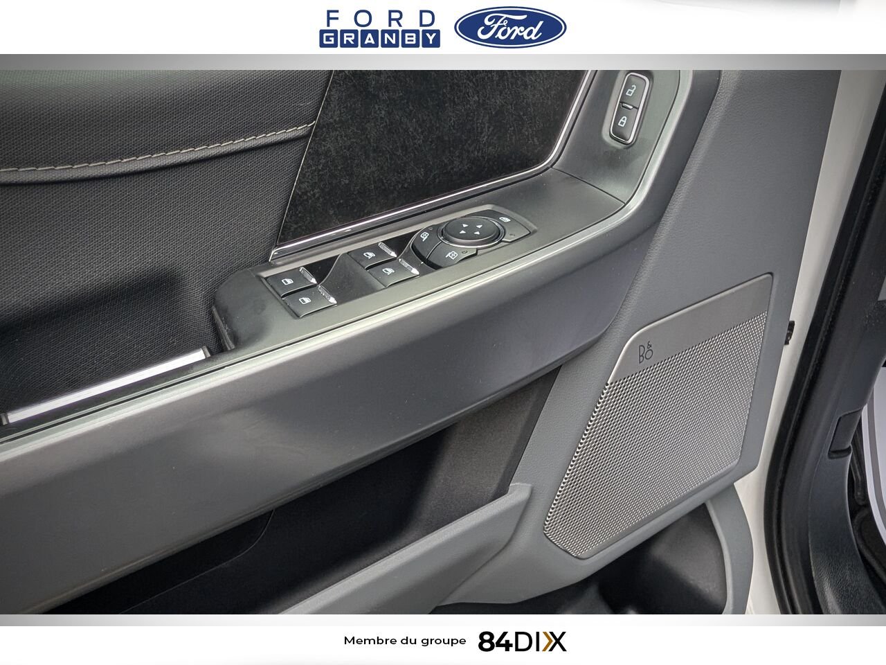 2024 Ford F-150 Lightning White Granby - photo #12