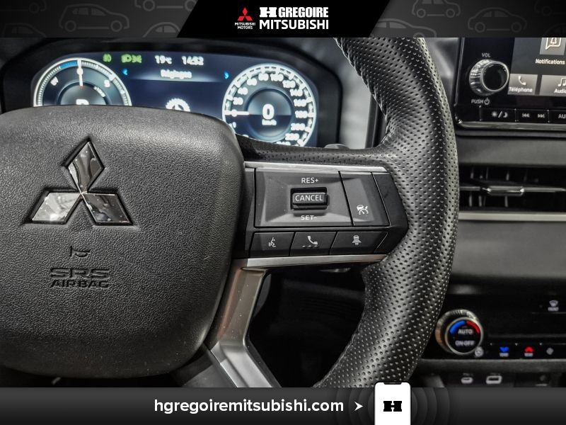 Mitsubishi Outlander PHEV 2025 Gris Blainville - photo #23