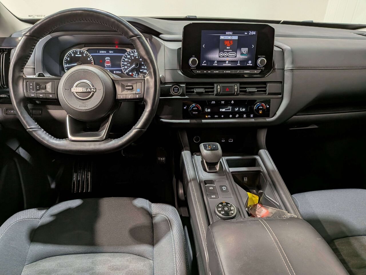 2024 Nissan Pathfinder S 4WD Black Val-David - photo #32