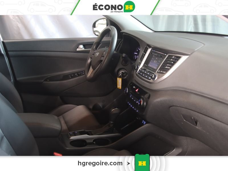 2018 Hyundai Tucson White Laval - photo #24