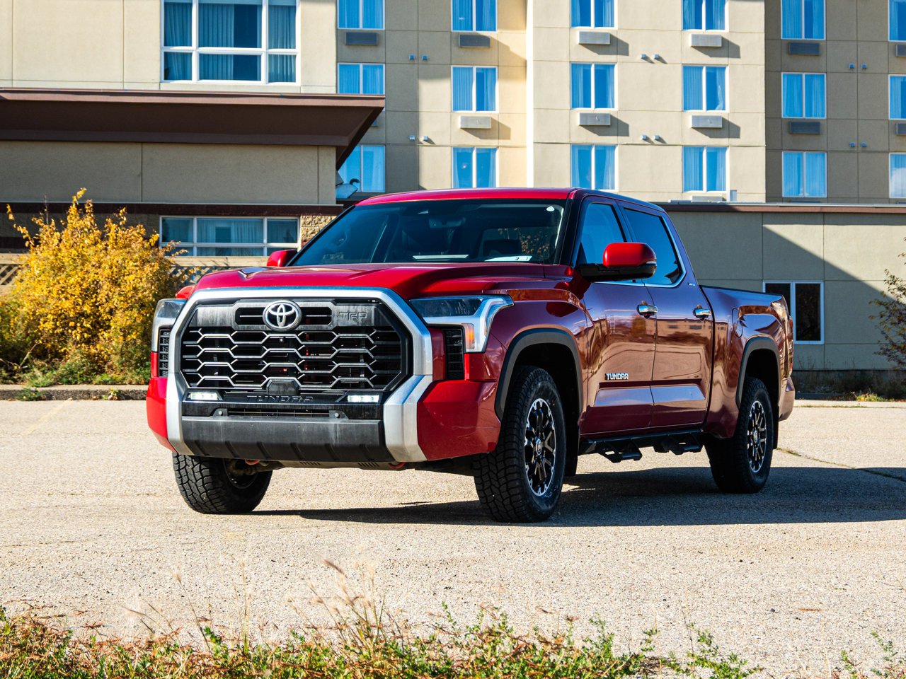 2022 Toyota Tundra 4x4 Crewmax Limited Long Bed Red Sherwood Park - photo #3