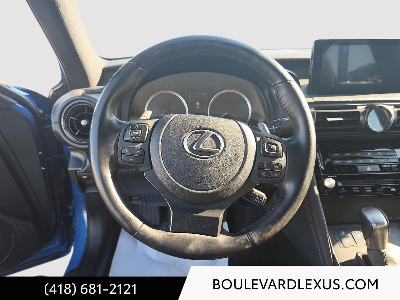 Lexus IS 19934C | IS 300 TI 2023 Bleu Québec - photo #11