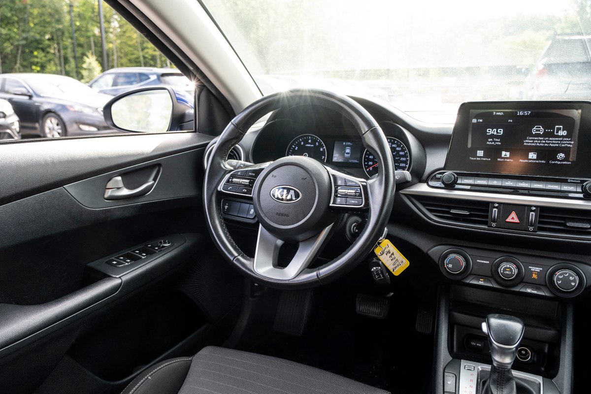 2020 Kia Forte Blue Gatineau - photo #19