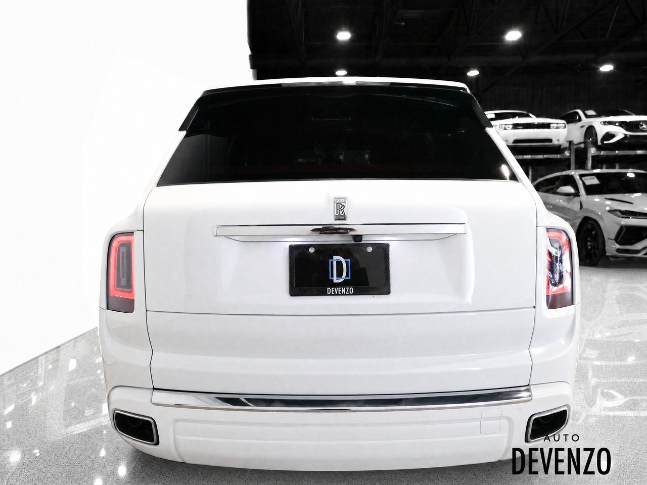 Rolls-Royce Cullinan 2023 Blanc Saint-Eustache - photo #3