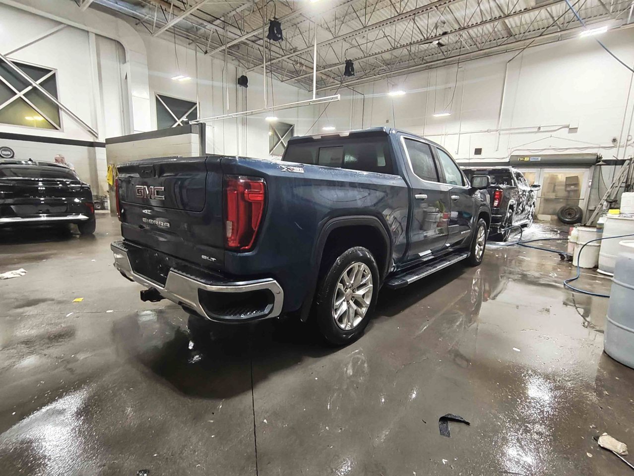 2019 GMC Sierra 1500 4WD Crew Cab 147 SLT Blue Sherwood Park - photo #5