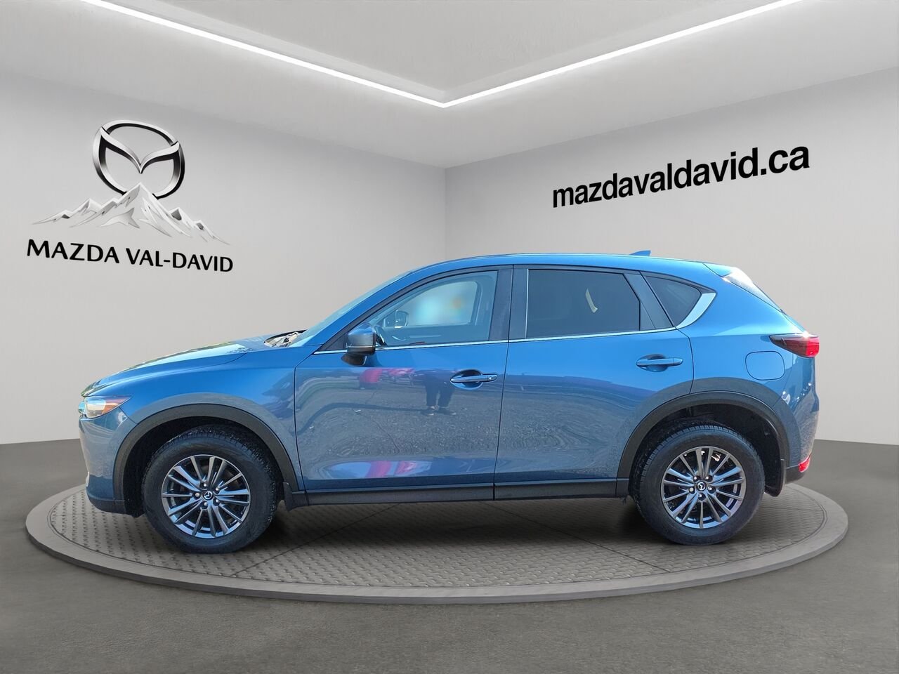 Mazda CX-5 GS TI BA, bluetooth, Volant chauffant, commande audio au volant 2021 Bleu Val-David - photo #1