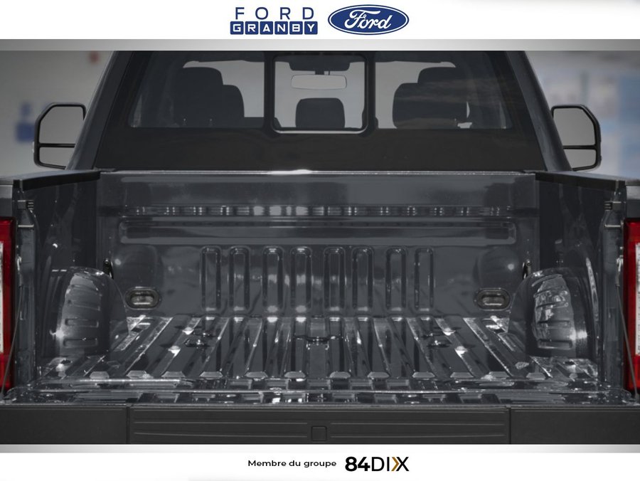 2027 Ford Super Duty F-250 SRW LARIAT cabine 6 places 4RM caisse de 8 pi Carbonized Grey Metallic