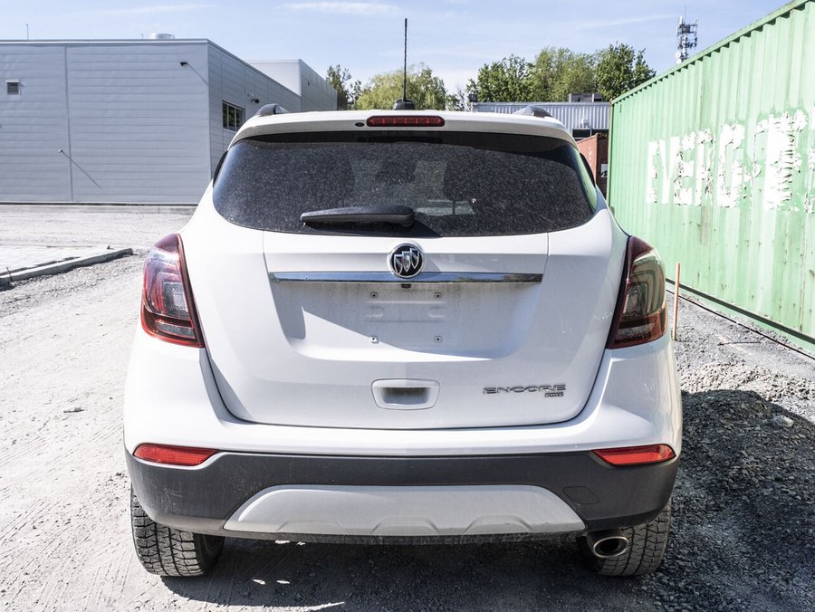 2022 Buick Encore AWD 4dr Preferred White