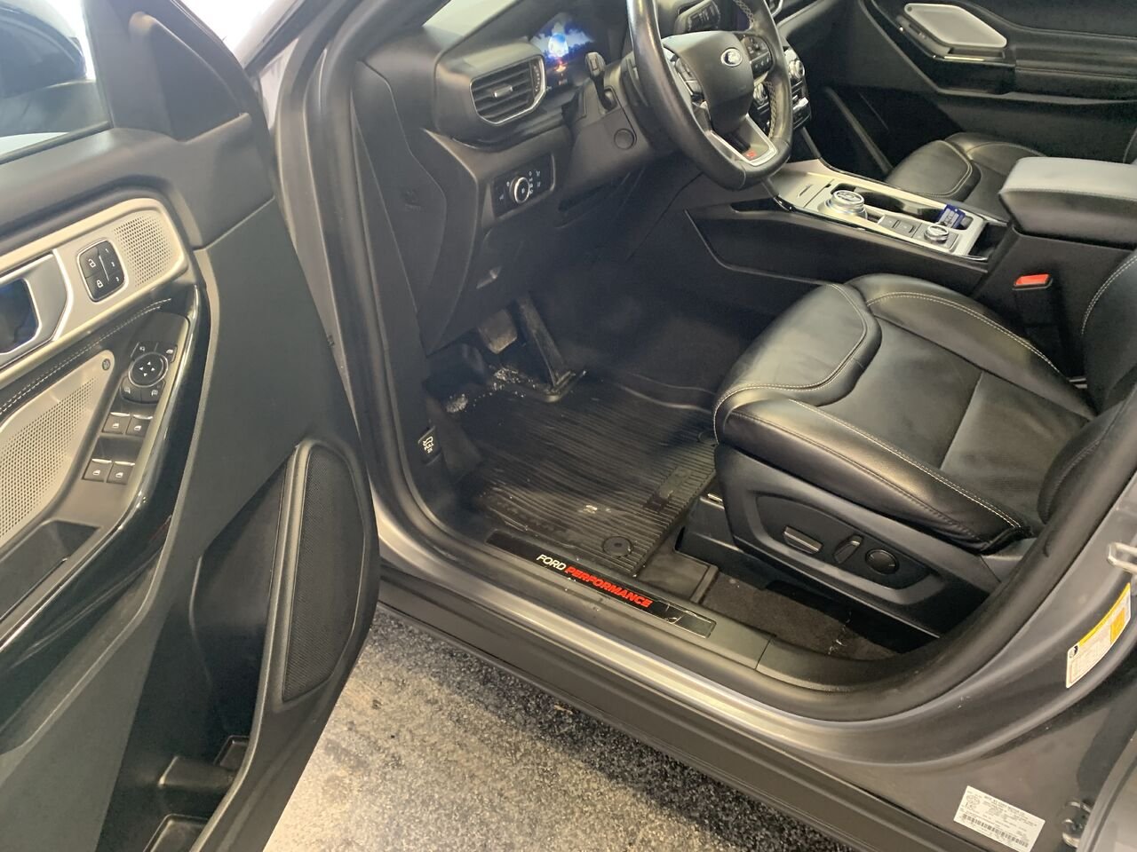 2024 Ford Explorer ST EXPLORER ST 4WD Grey Châteauguay - photo #29