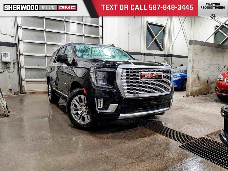 2022 GMC Yukon Denali 6.2L | Heated & Cooled Seats Black
