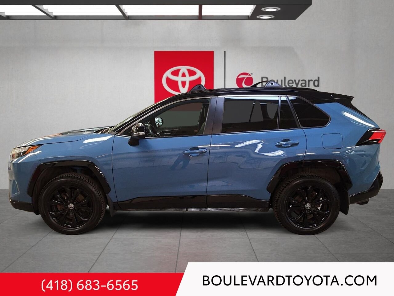Toyota RAV4 100398A-4 | HYBRIDE, XSE, AWD 2024 Bleu Québec - photo #5