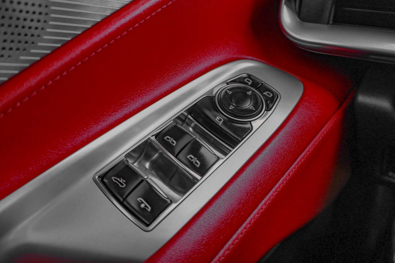 2024 Chevrolet Corvette 2dr Stingray Conv w/2LT Hypersonic Gray Metallic Sherwood Park - photo #18