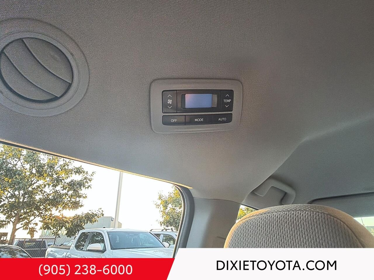 2019 Toyota Sienna LE FWD / HEATED SEATS / TOYOTA SAFETY SENSE / BACK UP CAMERA Grey Mississauga - photo #17
