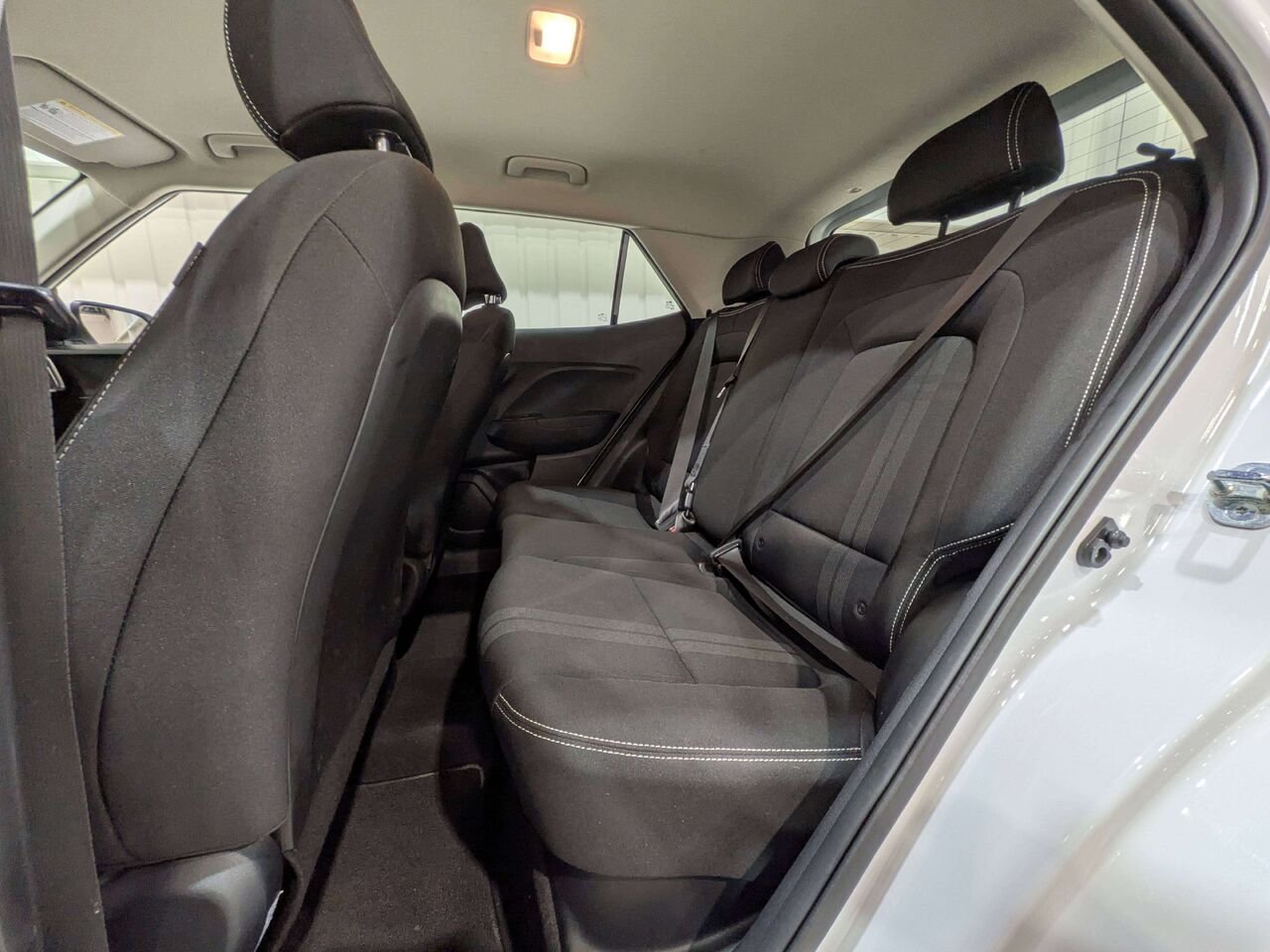 2026 Hyundai Venue Preferred IVT White Val-David - photo #10