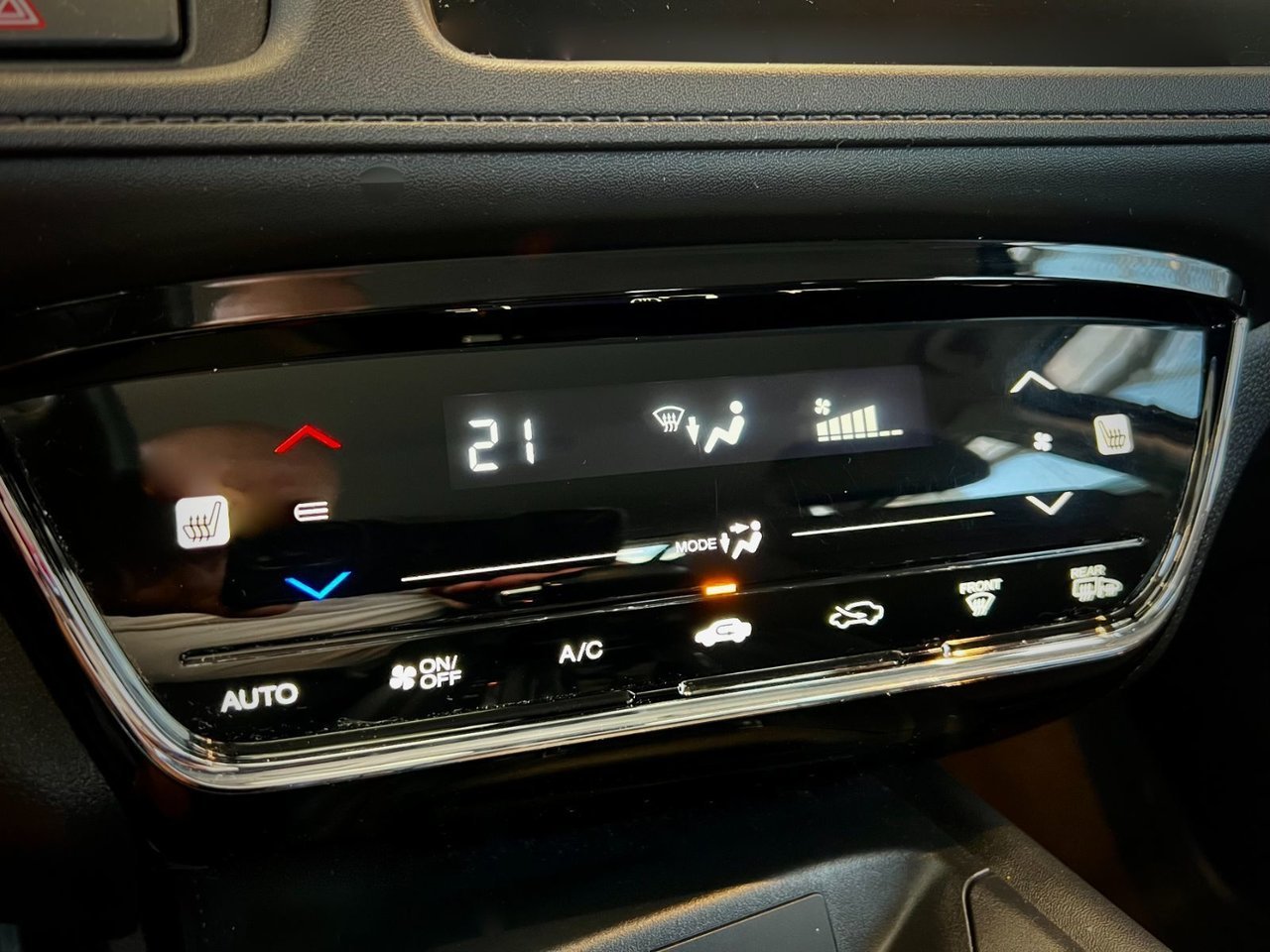 Honda HR-V 2018 Noir Notre-Dame-des-Prairies - photo #15