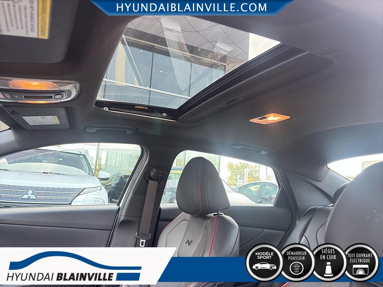 Hyundai Elantra 2023 Blanc Blainville - photo #9