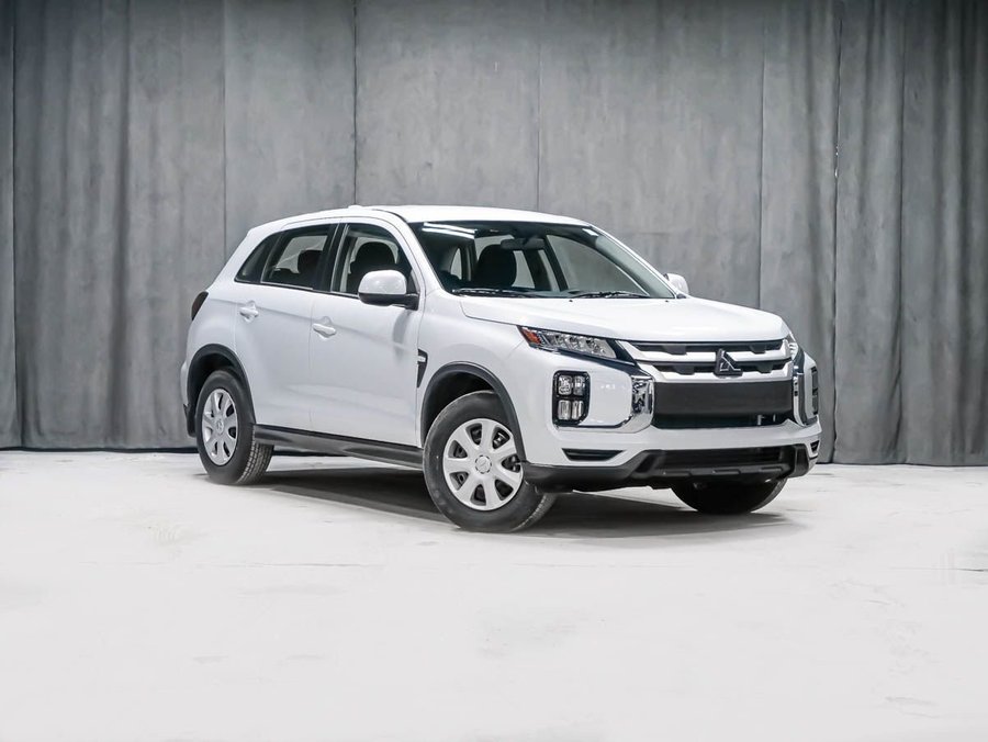 2027 Mitsubishi RVR ES White Diamond