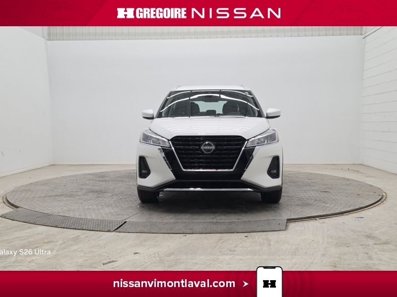 2024 Nissan Kicks SV CARPLAY CAMERA A PARTIR DE 2.99% White