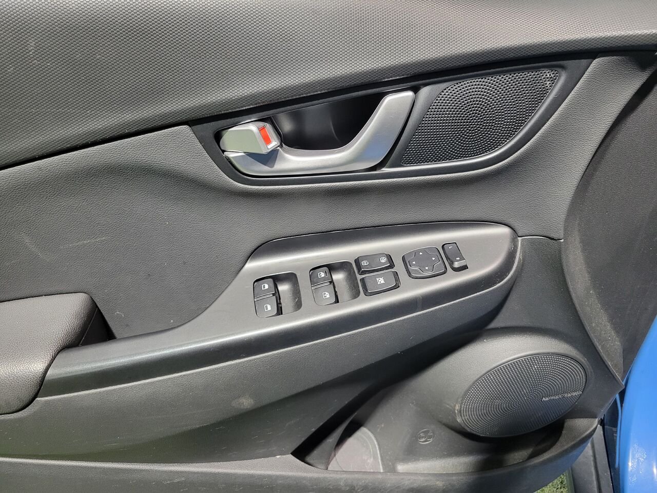 2022 Hyundai Kona Electric Blue  - photo #9