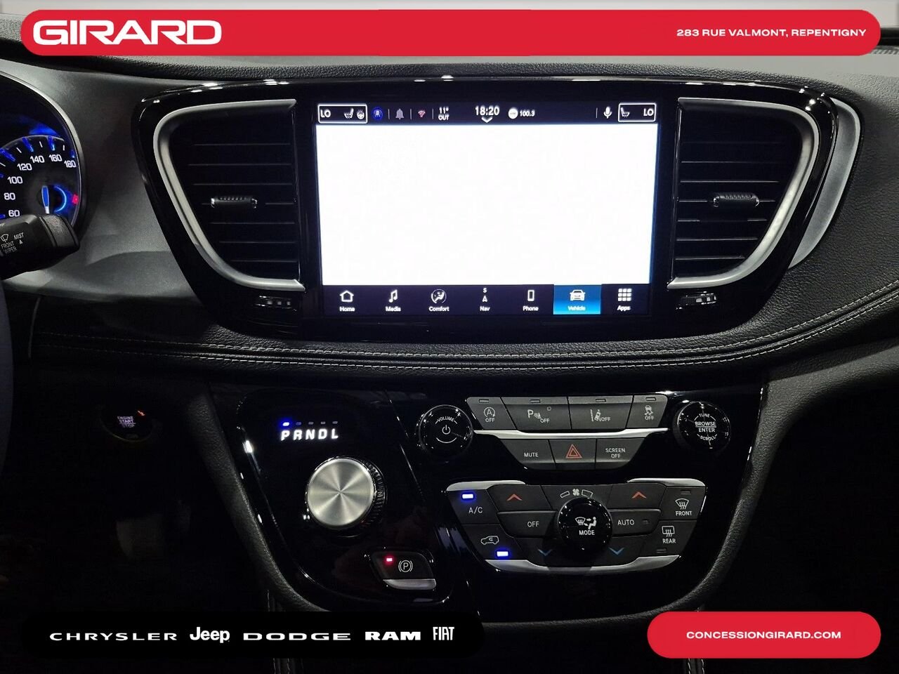 2025 CHRYSLER PACIFICA White Repentigny - photo #22