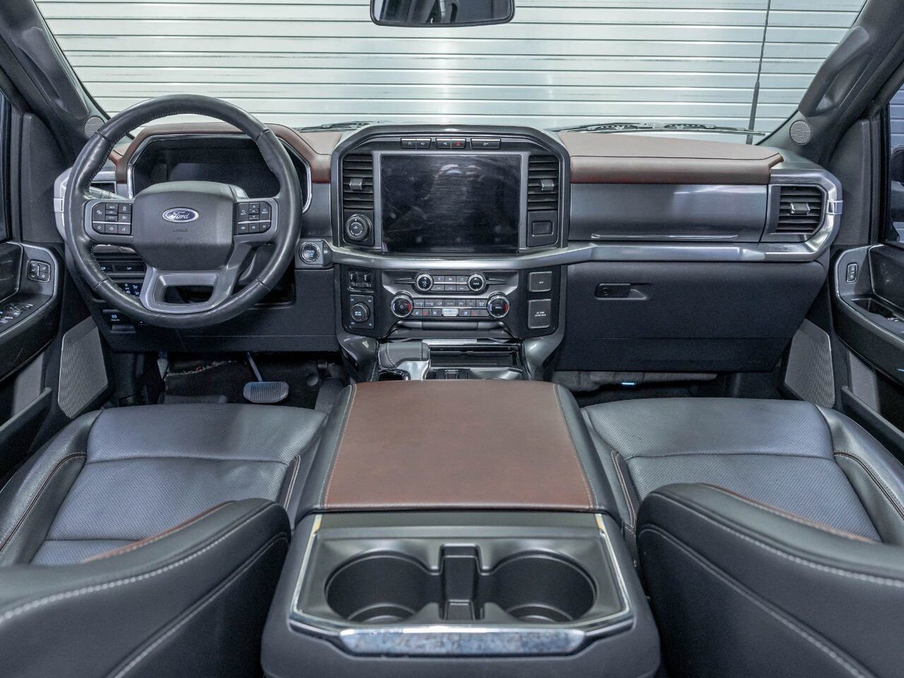 Ford F-150 LARIAT CREW 4X4 502A *TOIT* NAV CUIR SIÈGES VENT 2023 Noir Saint-Jérôme - photo #13