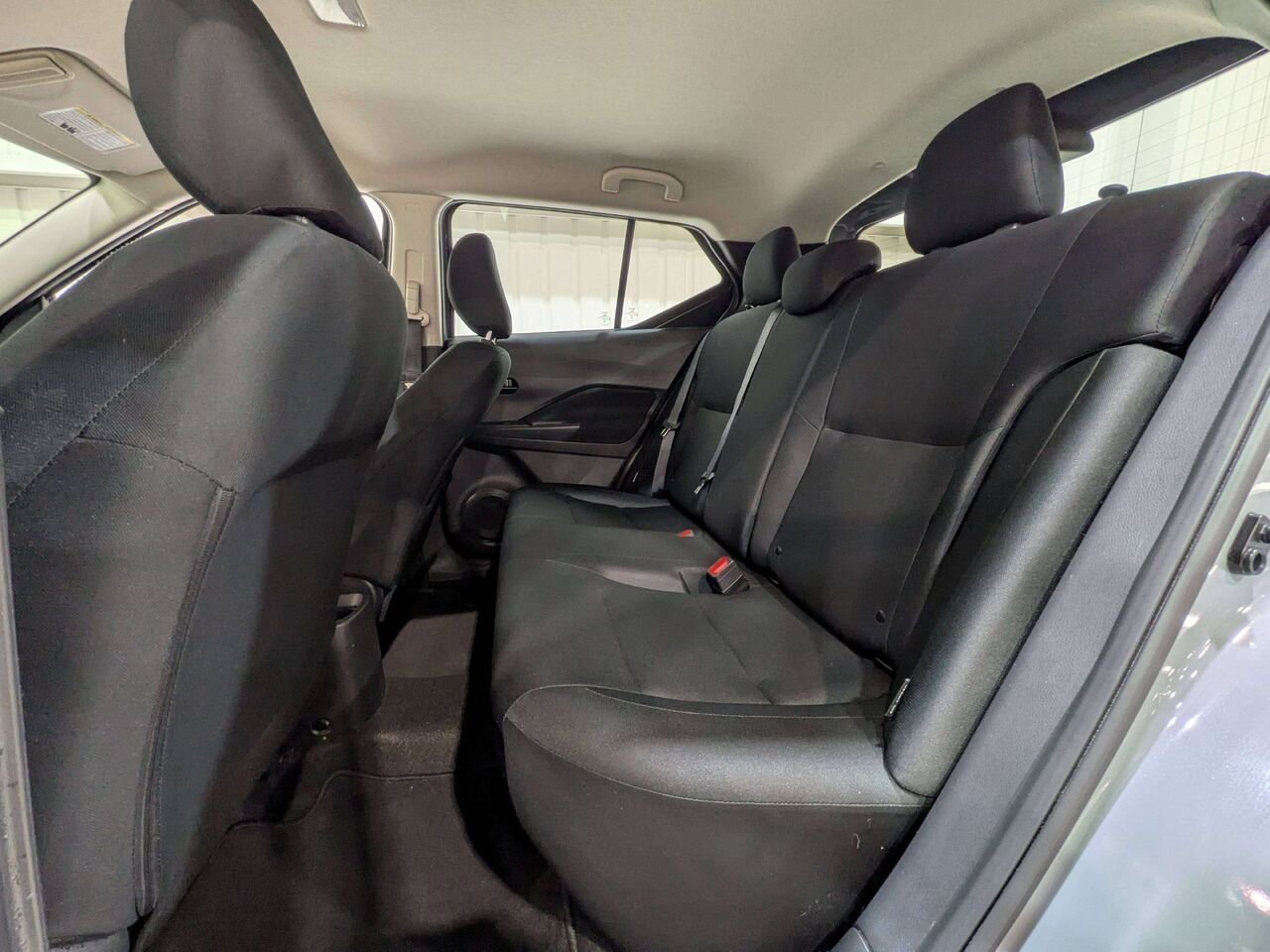 Nissan Kicks S FWD 2024 Gris Val-David - photo #10
