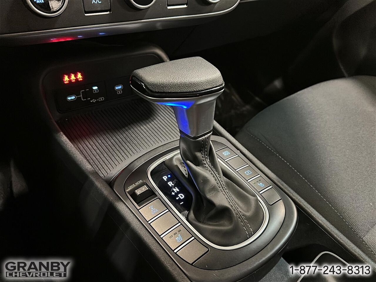 Hyundai Kona 2.0L Essential TI | 27-0028A 2024 Rouge Granby - photo #18