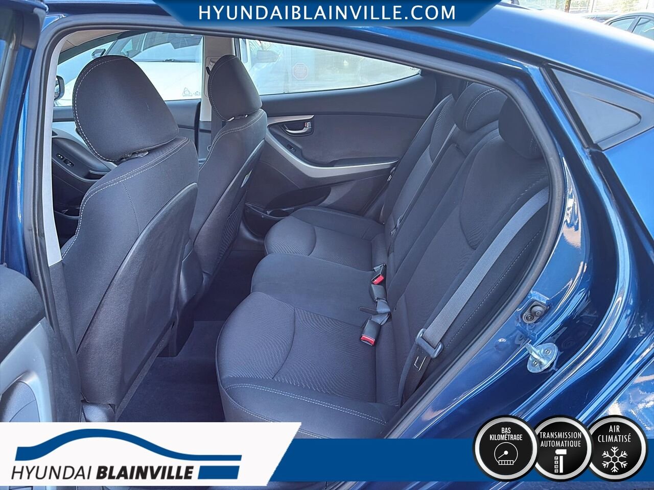 Hyundai Elantra 2016 Bleu Blainville - photo #8