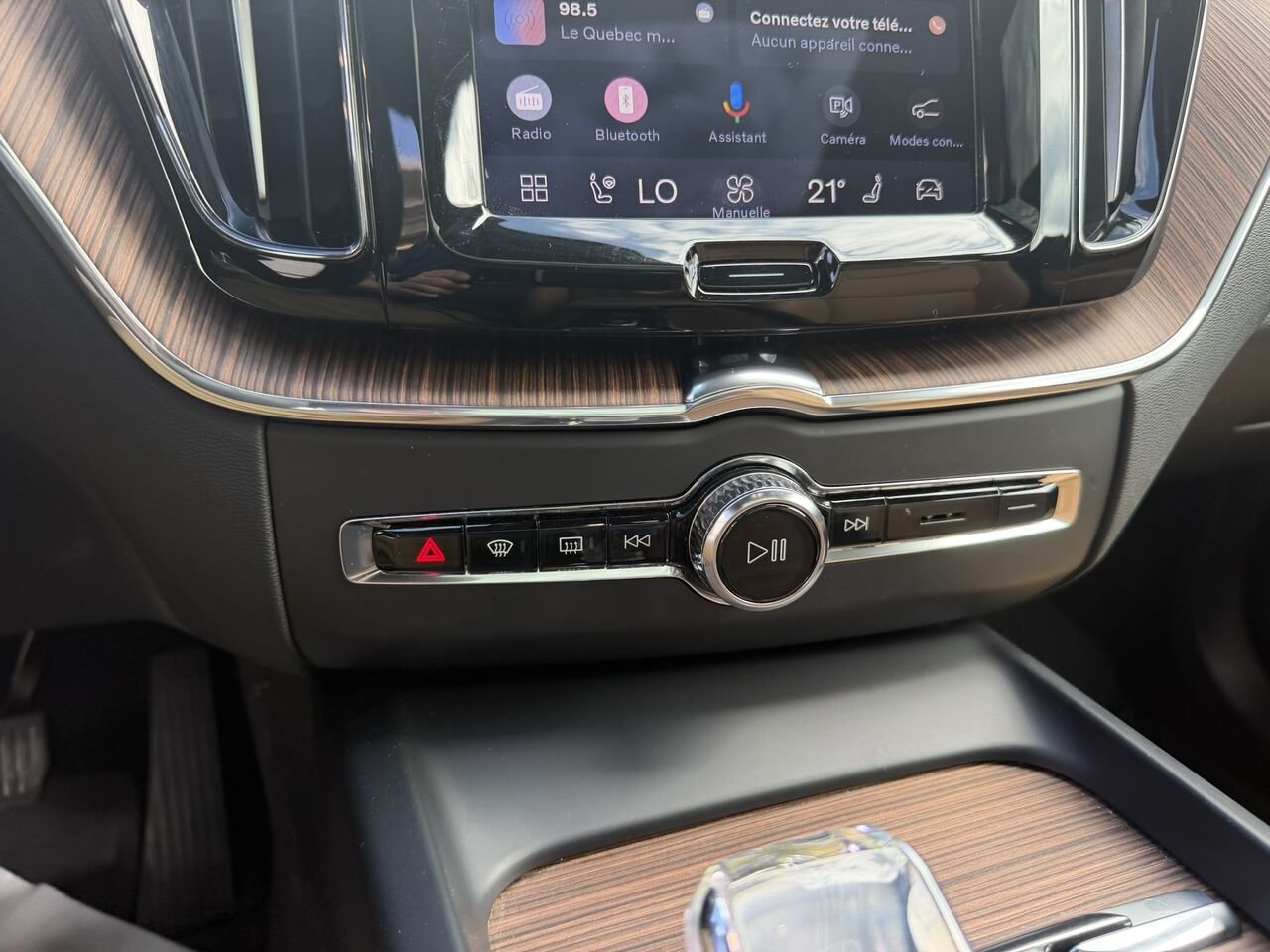 2023 Volvo XC60 B6 Ultimate AWD White Laval - photo #27