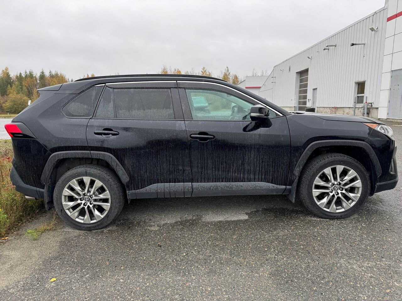 2019 Toyota RAV4 XLE TI awd Black Val-d'Or - photo #1