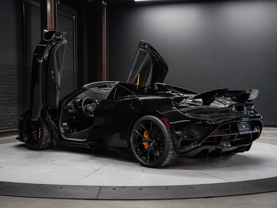 2024 McLaren 750S 2024 Black