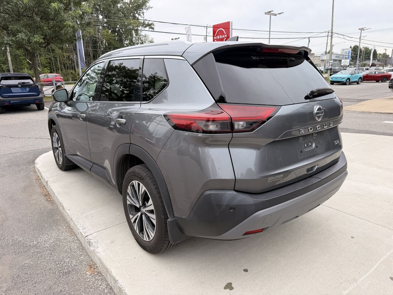 2021 Nissan Rogue SV FWD Grey Châteauguay - photo #9